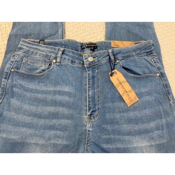 NWT One Republic For All Five-Pocket Denim Boyfriend Jeans Pants Size 14 in Blue - Picture 1 of 6